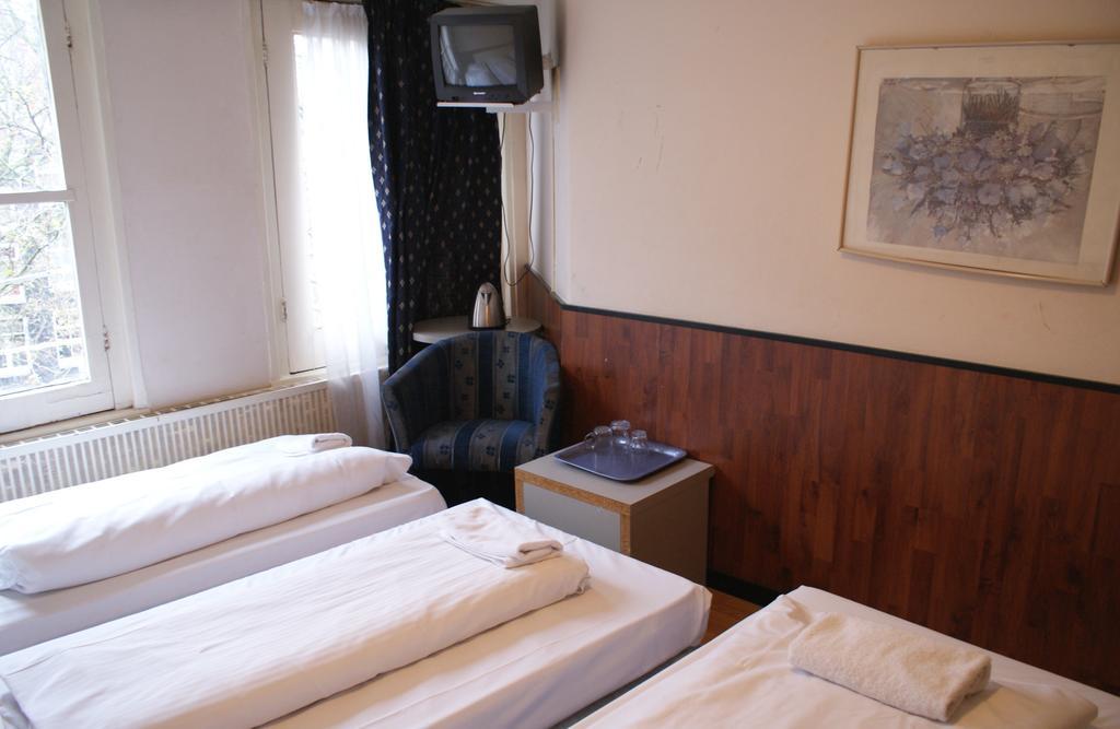 Budget Hotel Thorbecke Амстердам Номер фото